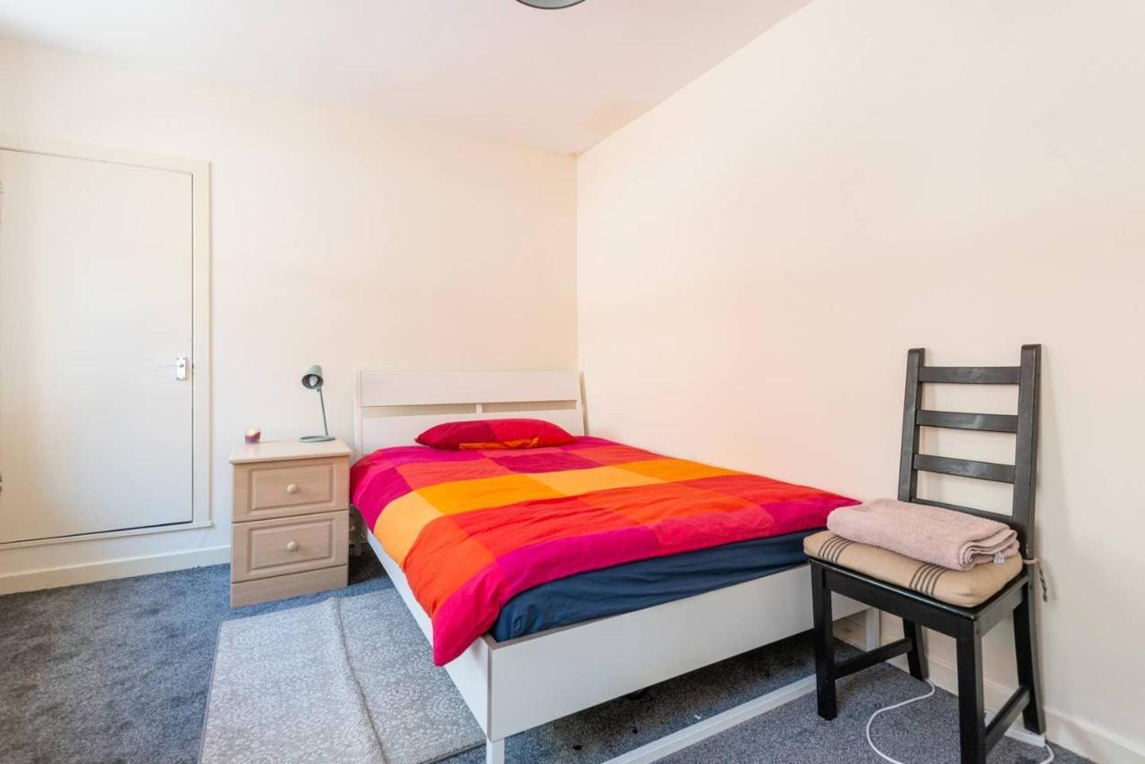 City Centre 2 Bed - Baron Taylor Street อินเวอร์เนส ภายนอก รูปภาพ